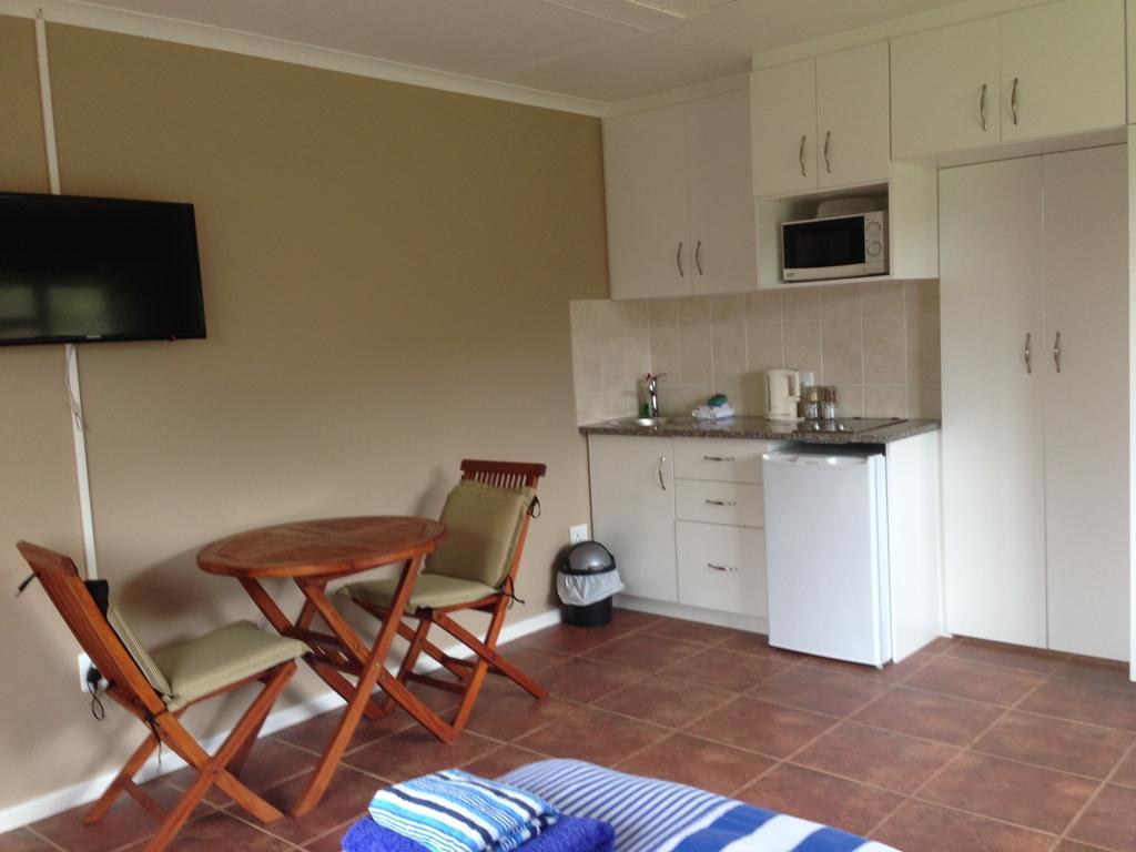 Waterryk Eco Guest Farm Apartment สติลบาย ภายนอก รูปภาพ